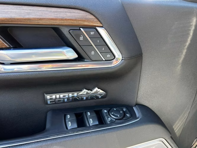 CHEVROLET SILVERADO HIGH COUNTRY 3.0 2023