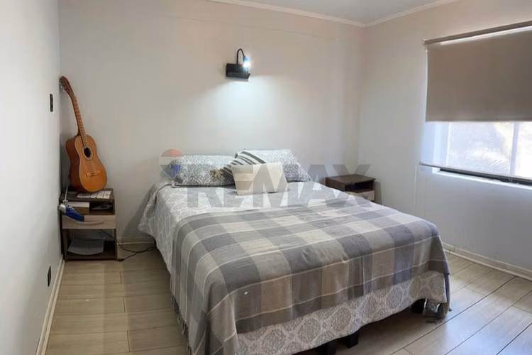 Hermosa casa totalmente remodelada - Imagen 3