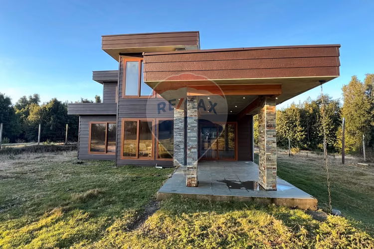 En venta casa en terreno en pucón