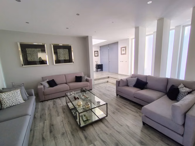 Casa en Venta de 449 m2 con 5 dormitorios 7 baños Piscina y Quincho en Lonquén Norte - Imagen 5