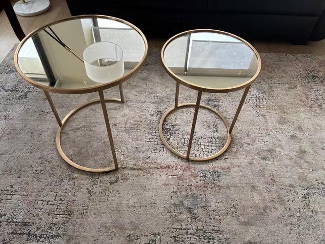 Hermosa mesa de espejo marca Rosen