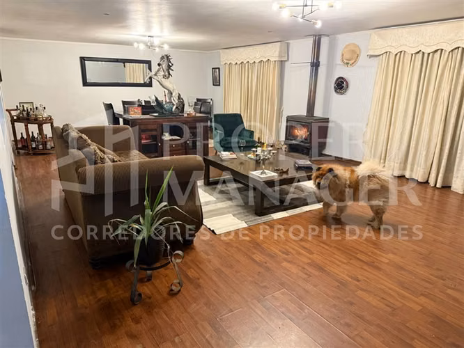 Casa 3D-4B con Piscina en Parcela de 1.800 m Las Encinas