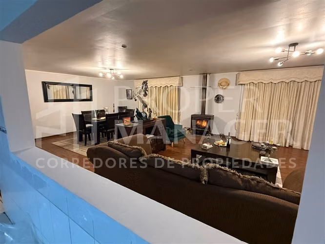 Casa 3D-4B con Piscina en Parcela de 1.800 m Las Encinas
