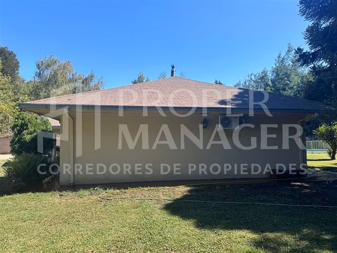 Casa 3D-4B con Piscina en Parcela de 1.800 m Las Encinas
