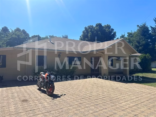 Casa 3D-4B con Piscina en Parcela de 1.800 m Las Encinas