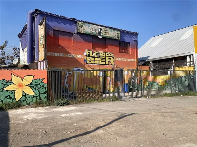 LOCAL COMERCIAL Av.Egana con Americo vespucio