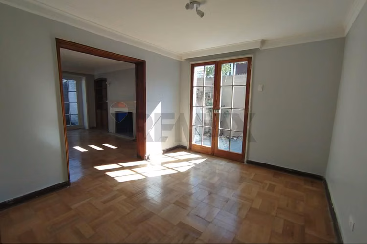 Casa en arriendo comercial, escuela militar