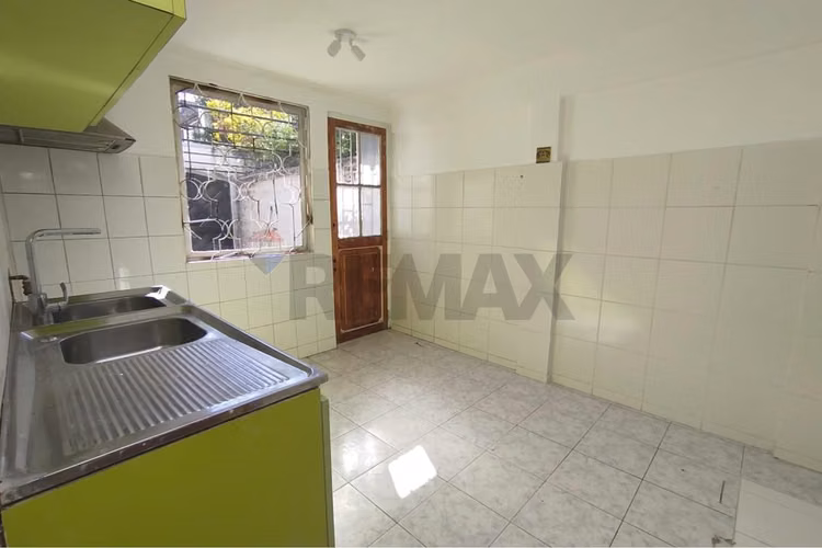 Casa en arriendo comercial, escuela militar
