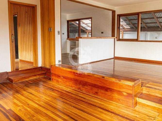 Hermosa casa comercial, excelente ubicacion. - Imagen 12