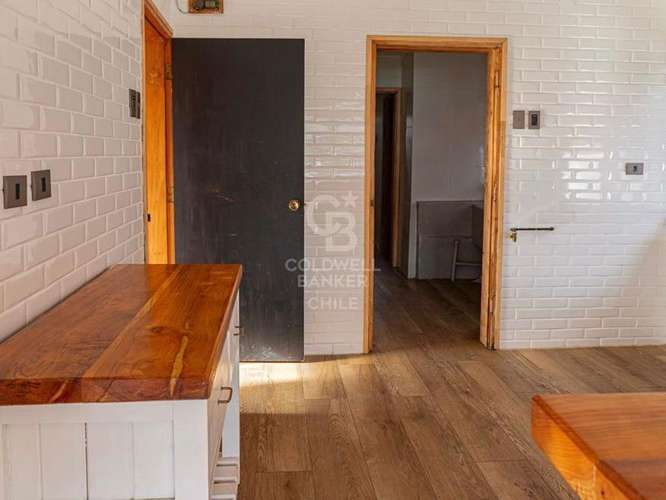 Hermosa casa comercial, excelente ubicacion. - Imagen 4