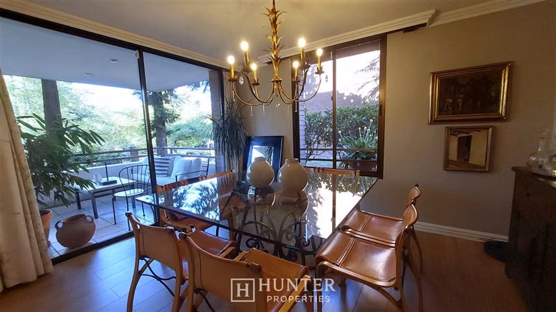 Hermoso y exclusivo 4D-3B en entorno verde tranquilo piscina - Imagen 10