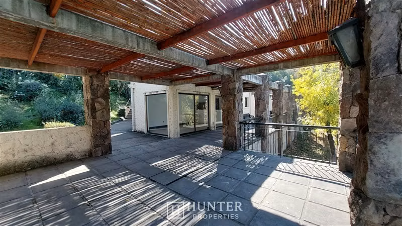 Hermoso y exclusivo 4D-3B en entorno verde tranquilo piscina