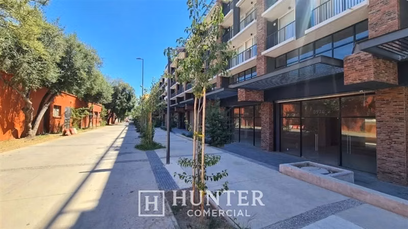 Local Comercial 71 m2 con Extraccion Bellavista Providencia