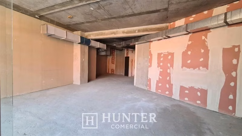 Local Comercial 77 m2 con Extraccion Bellavista Providencia