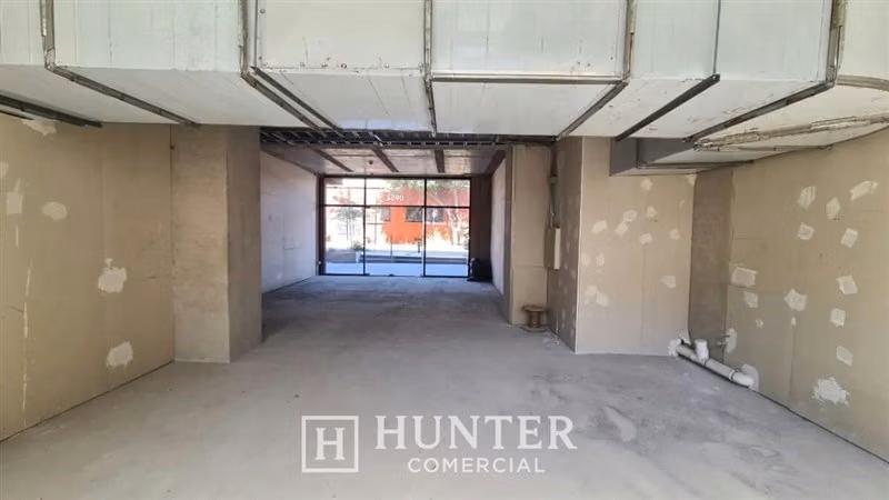 Local Comercial 68 m2 con Extraccion Bellavista Providencia