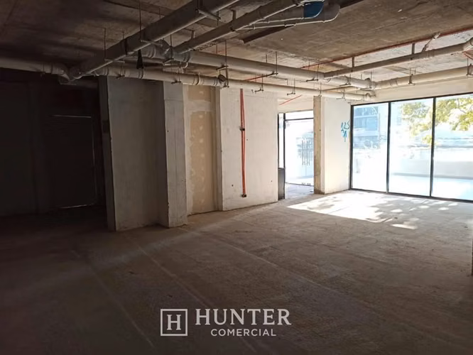 Local Comercial 270 M2 con Extraccion en Providencia