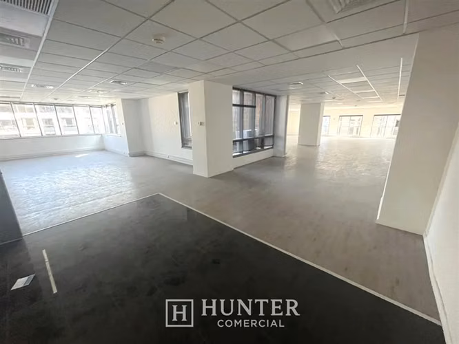 Oficina 264 M2 Planta Libre Habilitada El Golf , Las Condes