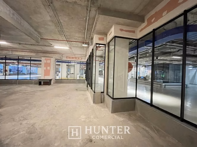 Local Comercial 138 M2 Vespucio-Renato Sanchez Las Condes