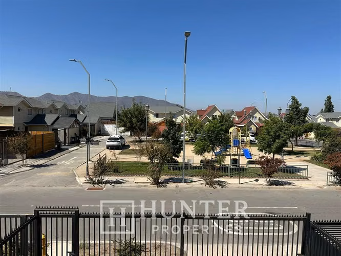 Casa en venta de 3 dorm. 2 baños en Padre Hurtado