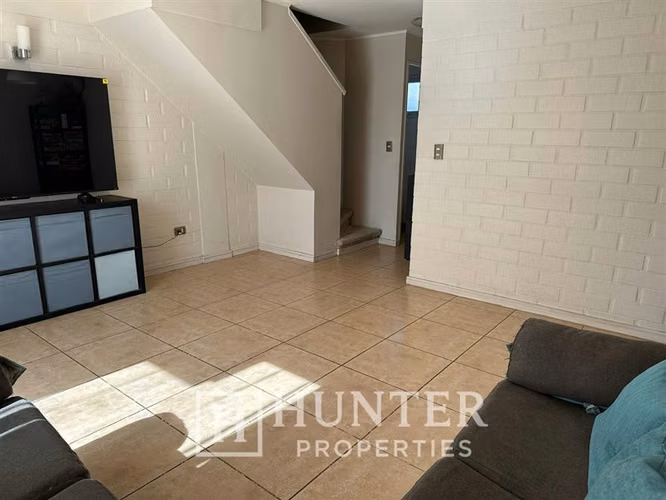Casa en venta de 3 dorm. 2 baños en Padre Hurtado