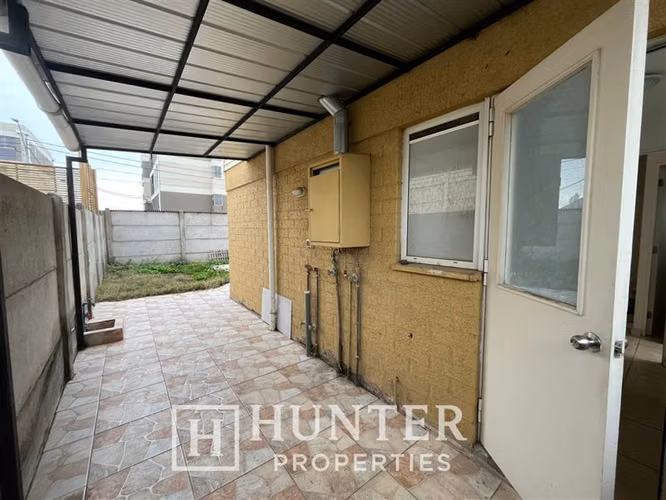 Casa en venta de 3 dorm. 2 baños en Padre Hurtado