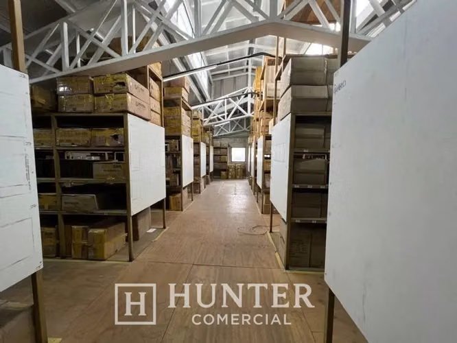 Industrial Bodegaje y oficinas 1867 M2, Santiago