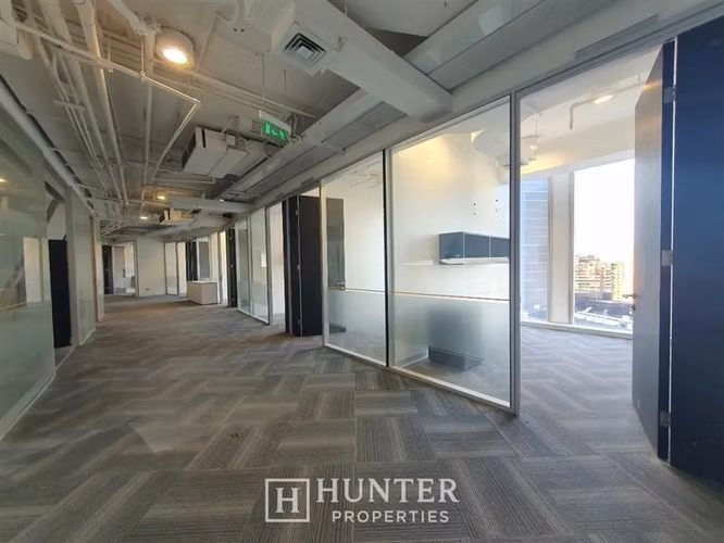 Oficina 346 M2 Nva. Las Condes, Metro Manquehue, Las Condes