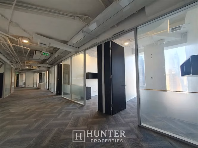 Oficina 346 M2 Nva. Las Condes, Metro Manquehue, Las Condes