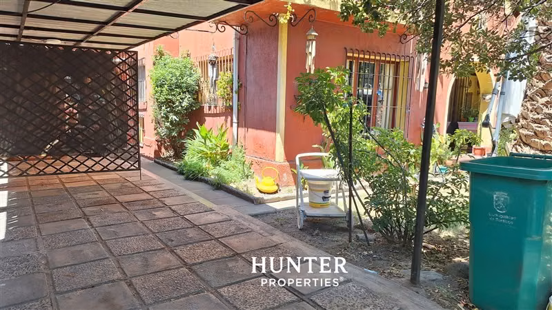 Casa OPORTUNIDAD en Ñuñoa 245mts2 - 460mts totales terreno