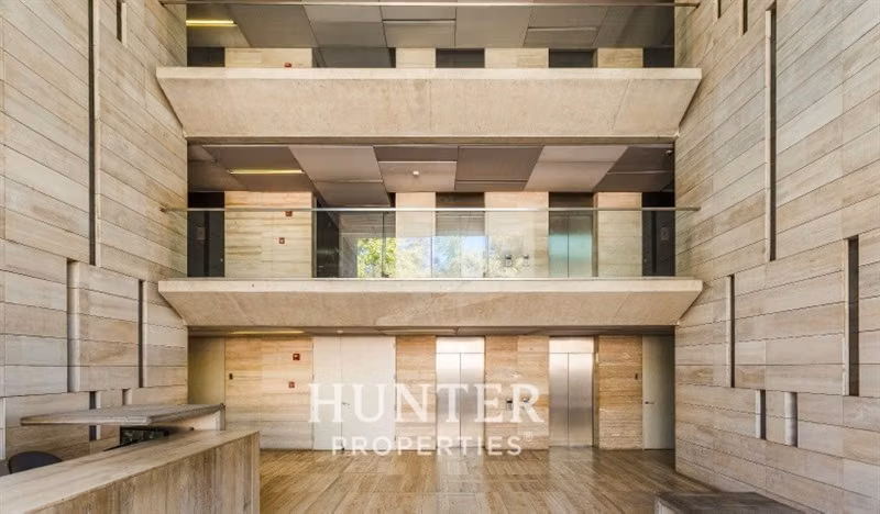 Oficina 110 M2 Sta. Maria Manquehue, Vitacura