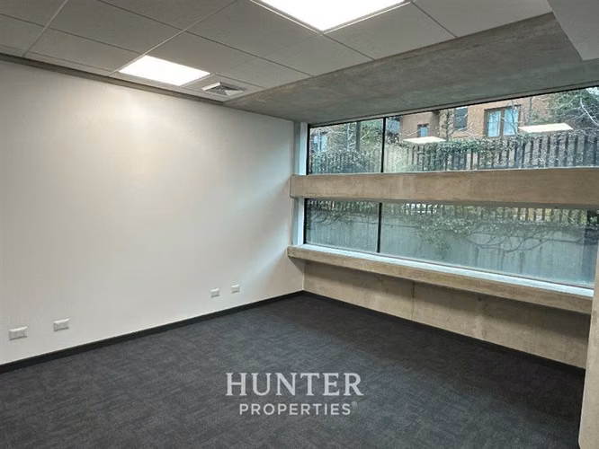 Oficina 105 M2 Edif.Boutique, Sta Maria Manquehue Vitacurura