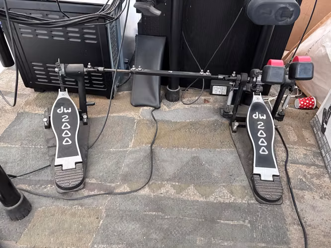 Pedalera Doble DW2000