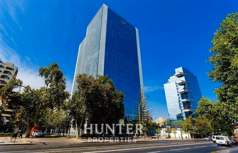 Oficina 250 M2 habilitada Apoquindo-El Bosque Nte Las Condes