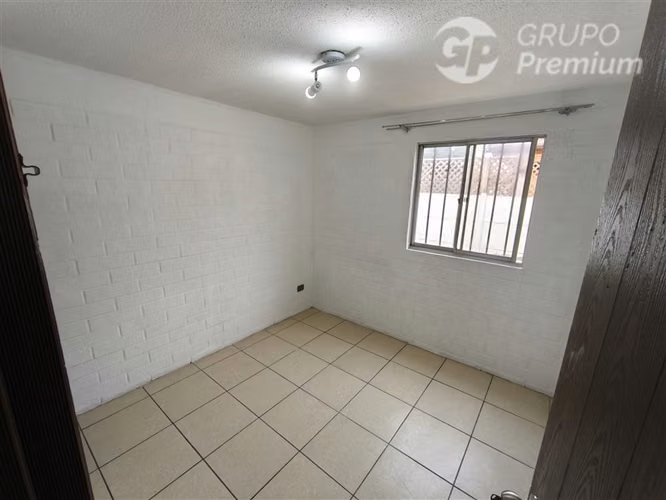 Casa en Renca con terreno de 140m