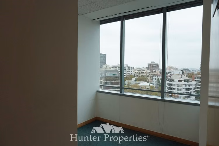 Oficina 193 mts habilitada arriendo El Golf Las Condes