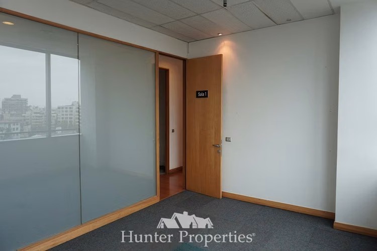 Oficina 193 mts habilitada arriendo El Golf Las Condes