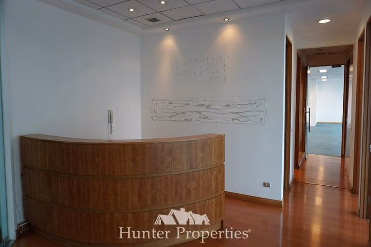 Oficina 193 mts habilitada arriendo El Golf Las Condes