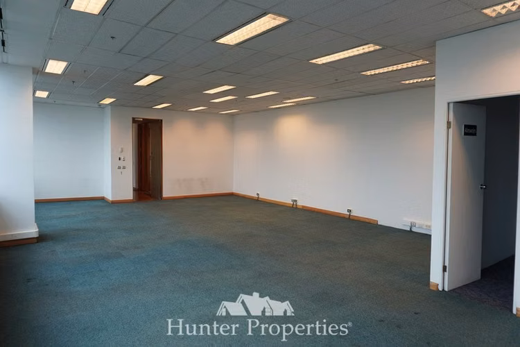 Oficina 193 mts habilitada arriendo El Golf Las Condes