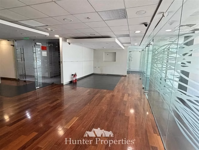 Oficina habilitada 316 m2 Sector El Golf Las Condes