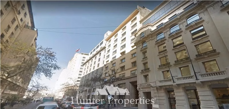 Oficina 85 M2 Teatinos - Huerfanos en Santiago