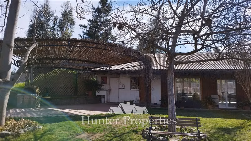 Casona en venta de 11 dorm. en sector La Punta, Mostazal