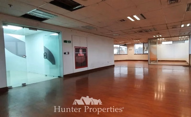 Oficina habilitada 207 M2 arriendo Providencia