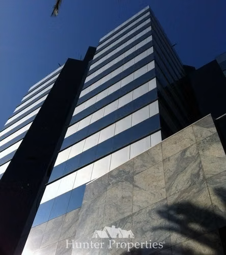 Oficina 529 M2 en arriendo en Providencia Metro Los Leones