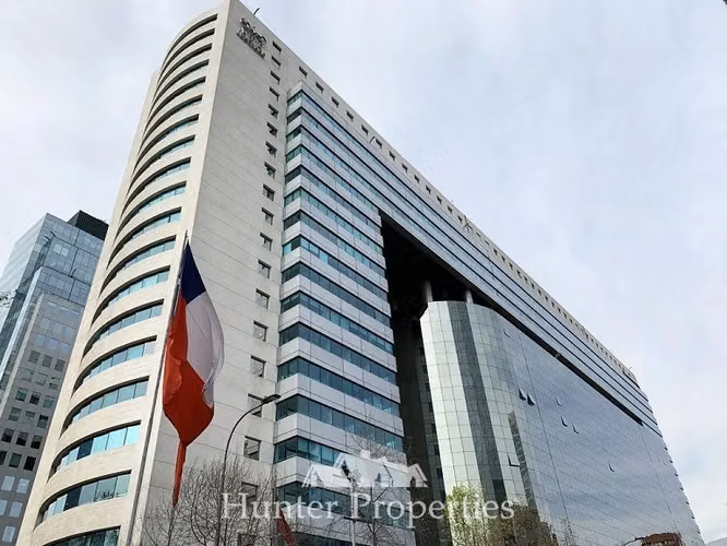 Oficina 423 M2 Centro Financiero arriendo en Las Condes