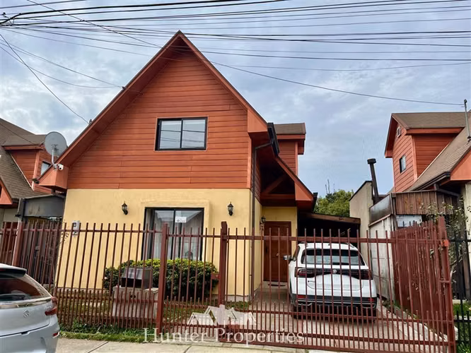 Casa en venta de 4D 3B 115M2 constr. 235 terreno las rastras