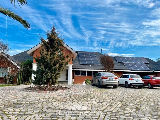 Parcela con casa de lujo de 5D, 3B se vende Brisas de Unihue