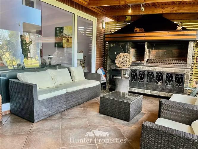 Parcela con casa de lujo de 5D, 3B se vende Brisas de Unihue