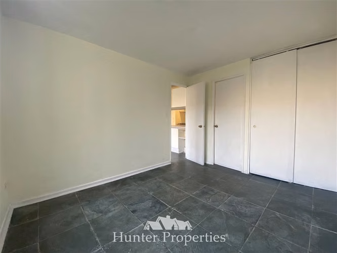 Depto venta de 1 dorm. en Santiago Barrio Brasil inversión