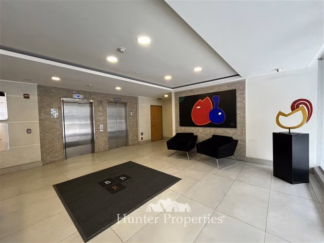 Oficina 72 M2 Metro Manuel Montt, Providencia