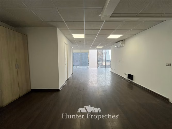 Oficina 72 M2 Metro Manuel Montt, Providencia